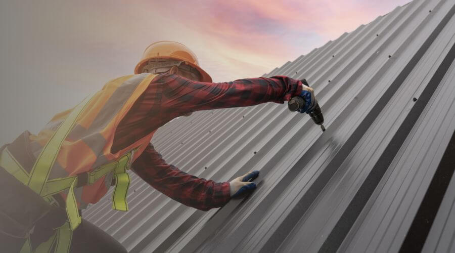 Professional gutter cleaning in Nathalie, VA